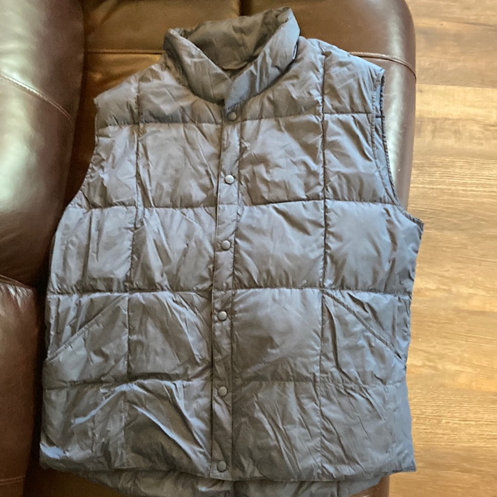 Lands’ End men’s vest